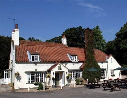 Accessible restaurant - The Pipe & Glass Inn Yorkshire