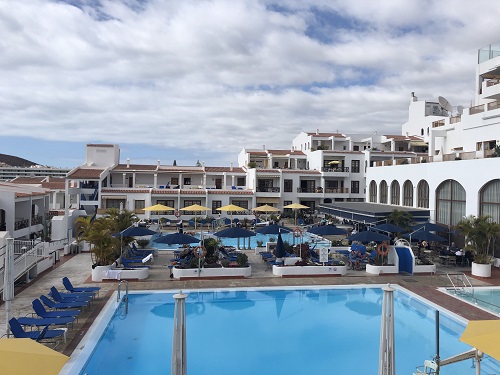 Disabled-friendly pool in Tenerife
