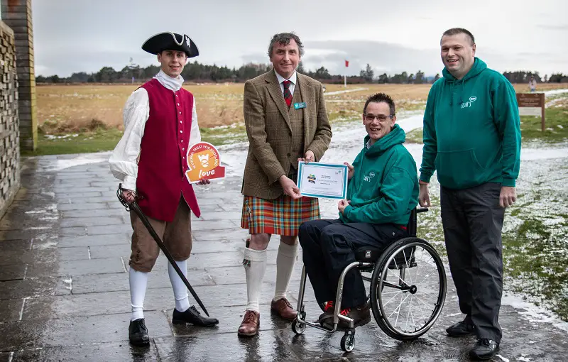 NTS Culloden award presented by Paul Ralph from Euan's Guide