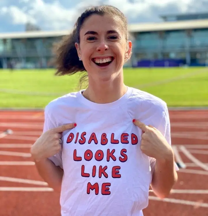 Paralympian Oliva Breen in 'Disabled looks like me' for invisible disabilities t-shirt
